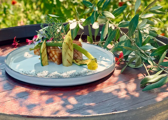 Château Salavaux Hotel 3*