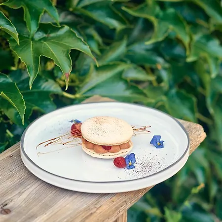 Château Salavaux 3*