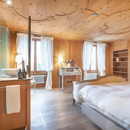 فندق Romantik Chateau Salavaux 3*