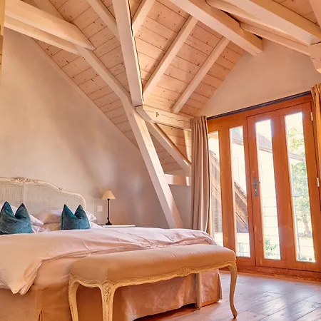 Romantik Chateau Salavaux فندق