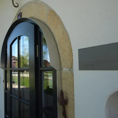 Château Salavaux Hotel