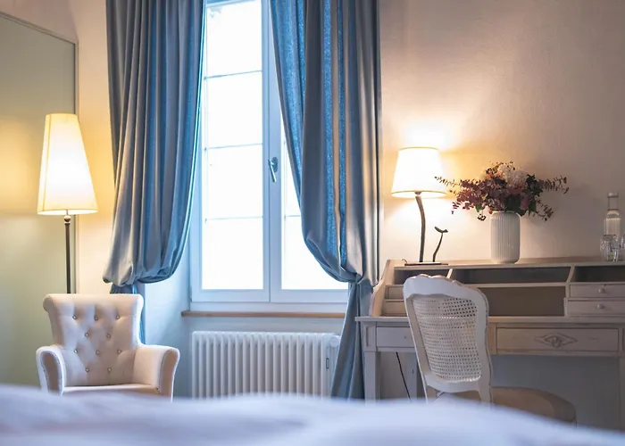 Chateau Salavaux Hotell 3*