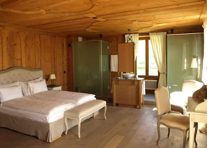 Отель Chateau Salavaux 3*