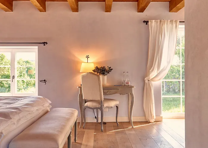 Chateau Salavaux Hotell